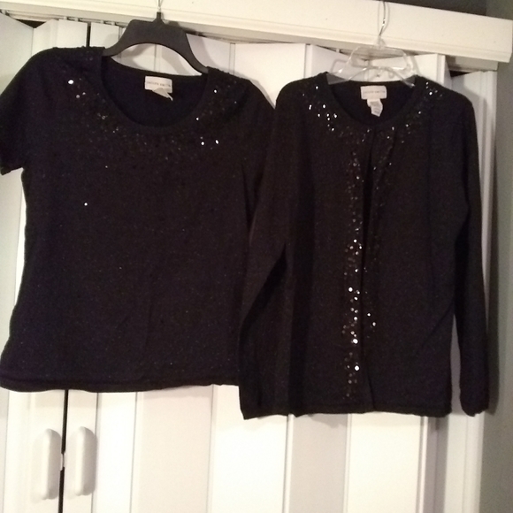 Jaclyn Smith's Matches top & cardigan - Picture 2 of 2